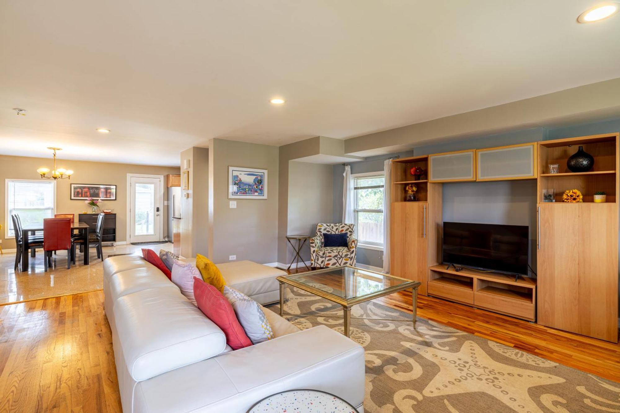 Spacious Row Home Next Transit Near Downtown W Parking Chicago Buitenkant foto